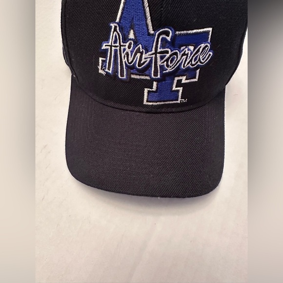 Vintage 90s Air Force THIS IS SOLD! - Picture 8 of 8